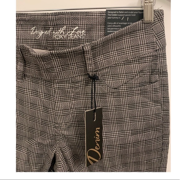 2/$50 Denim Society: Olivia Pull-On Jeggings - Picture 6 of 9